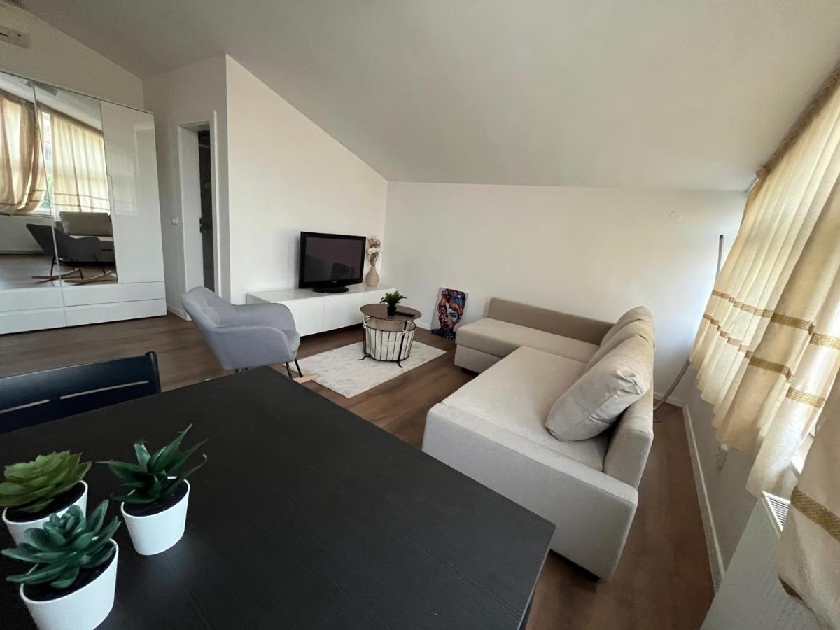 Studio Apartment Elena Задар Экстерьер фото